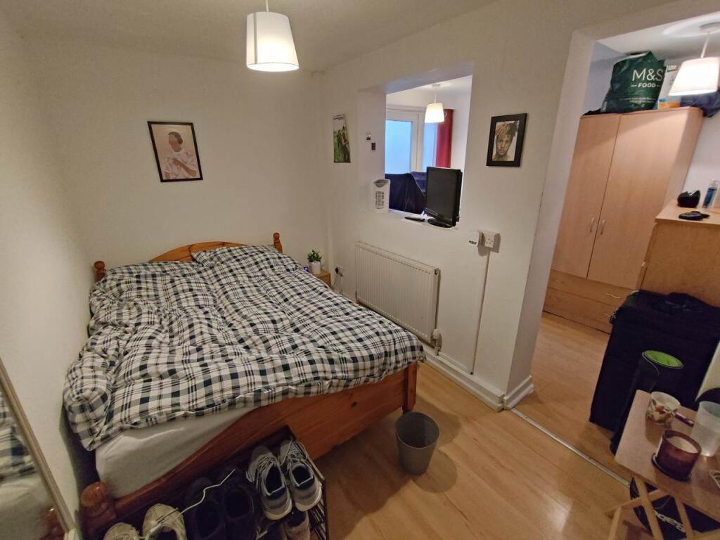Bedroom 4 (1)