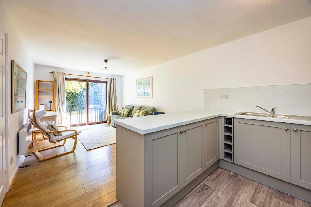 Open Plan Kitchen &amp; Living Area