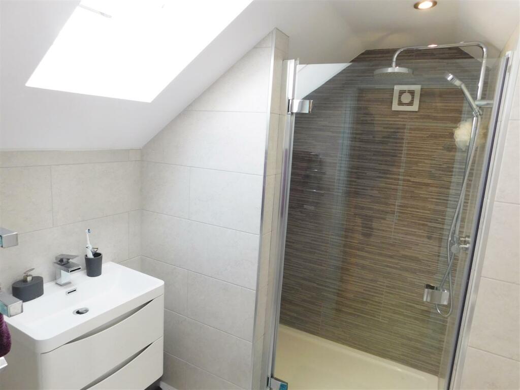 Ensuite with shower room