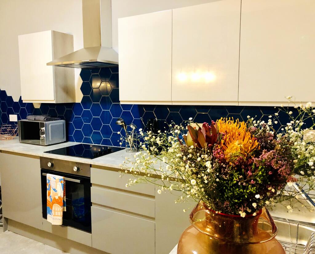 Kitchen units