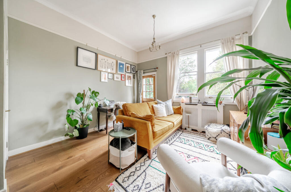 1360584-11-68dd31...