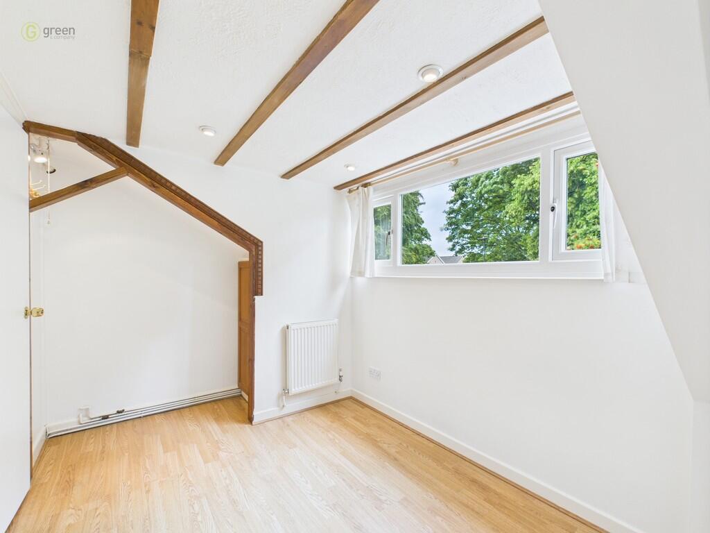 CAM03830G0-PR0202...