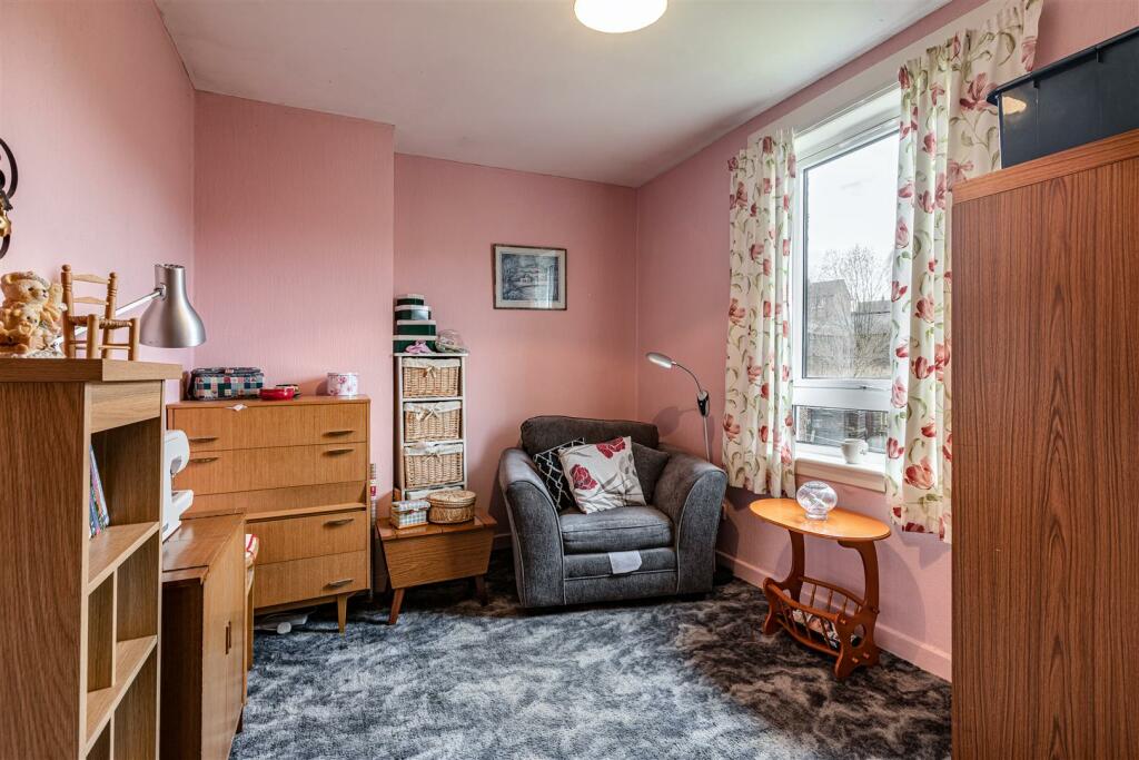 24 Roxburghe Place Newtown 24.JPG