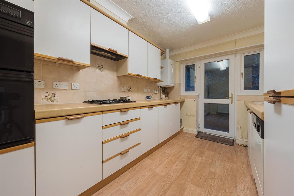 New Meadow Kitchen..jpg