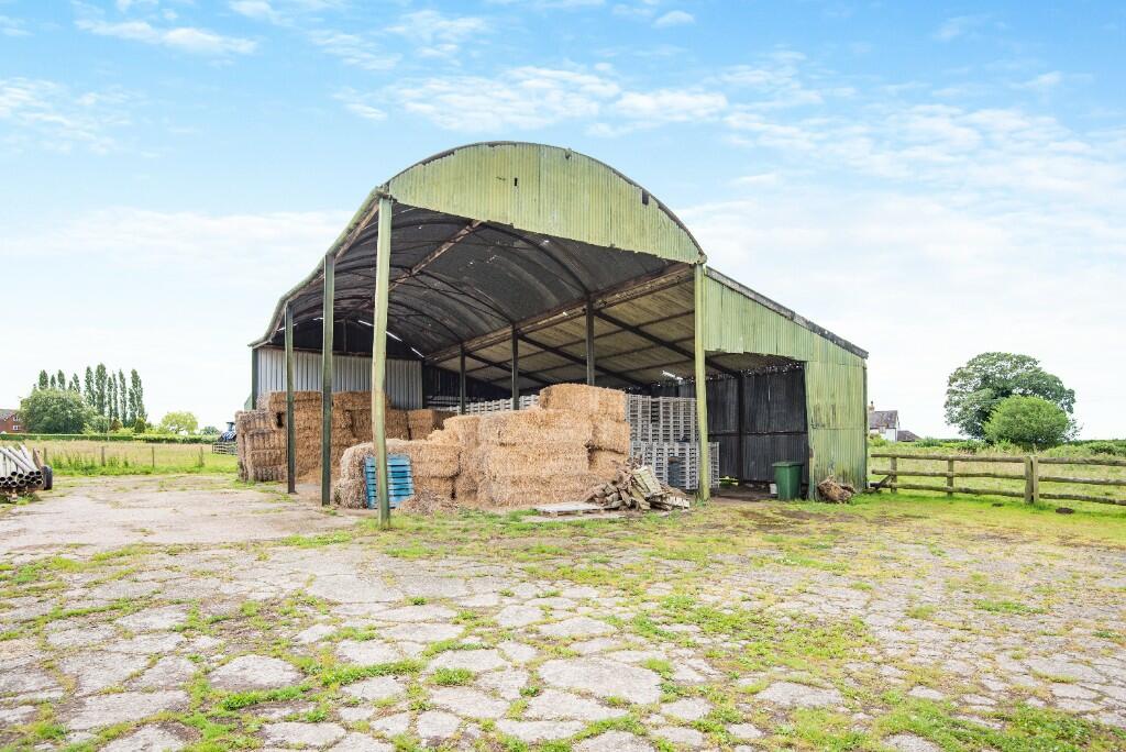 Dutch Barn