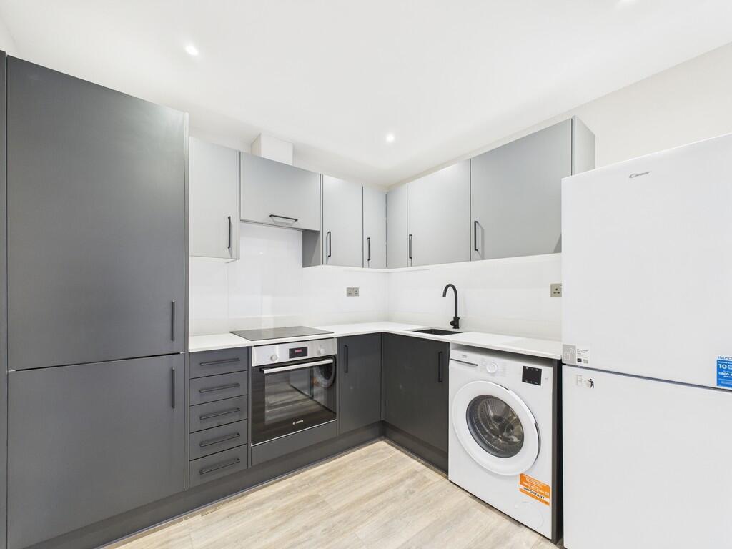 CAM02841G0-PR0036...