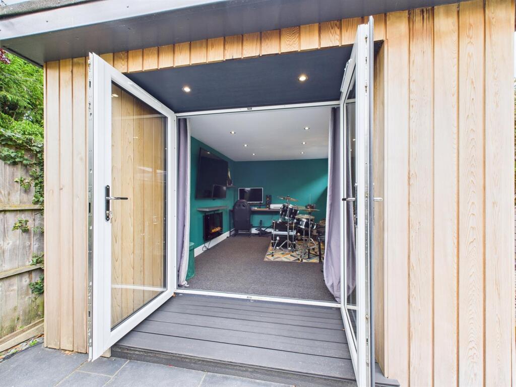 Outbuilding