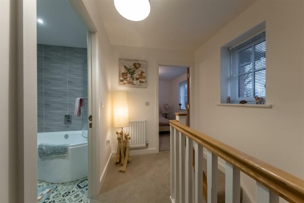 8 Mulberry Avenue-033.jpg