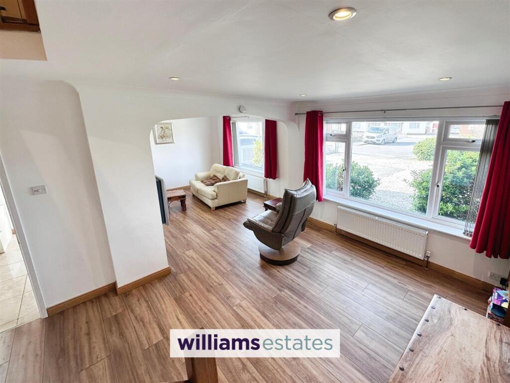 Dining Hall / Living Room