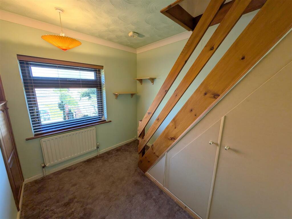 Study Room/Office/ Potential Bedroom 3