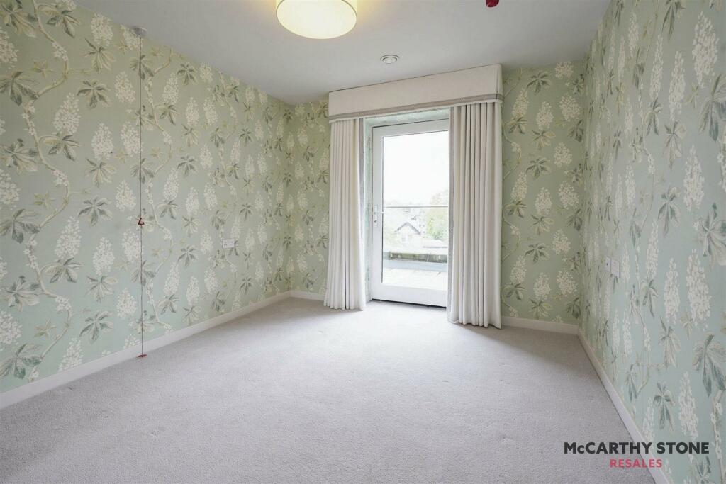 Bed266LC.jpg
