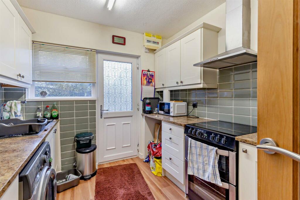 8630153-interior10-800.jpg
