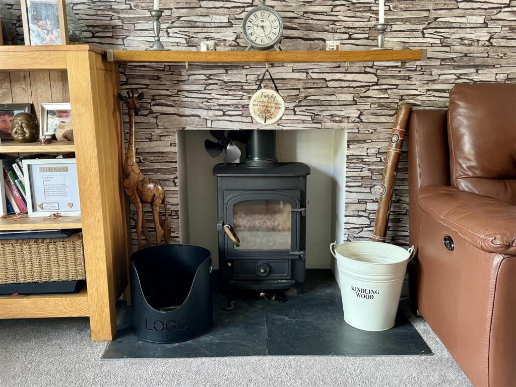 LOG BURNER