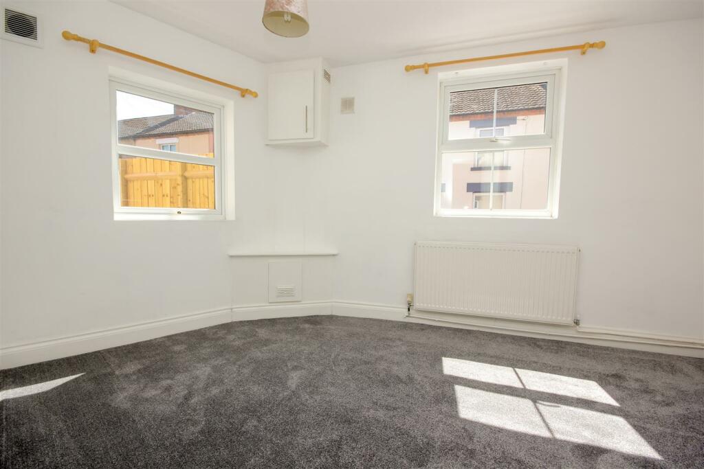 Bedroom 2.jpg