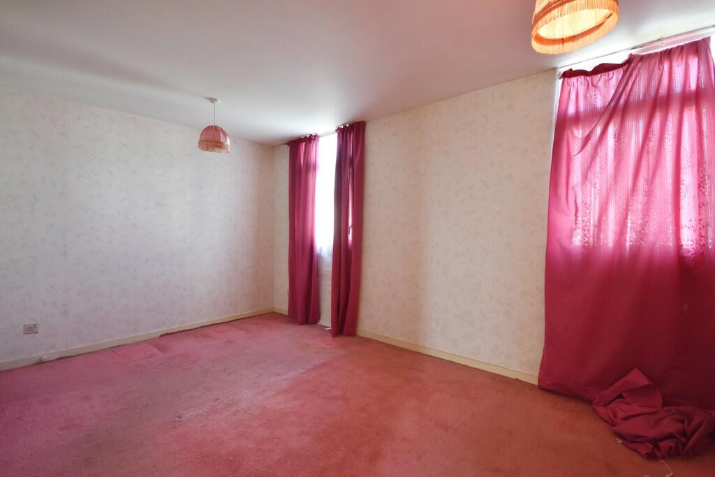 Bedroom 33-min