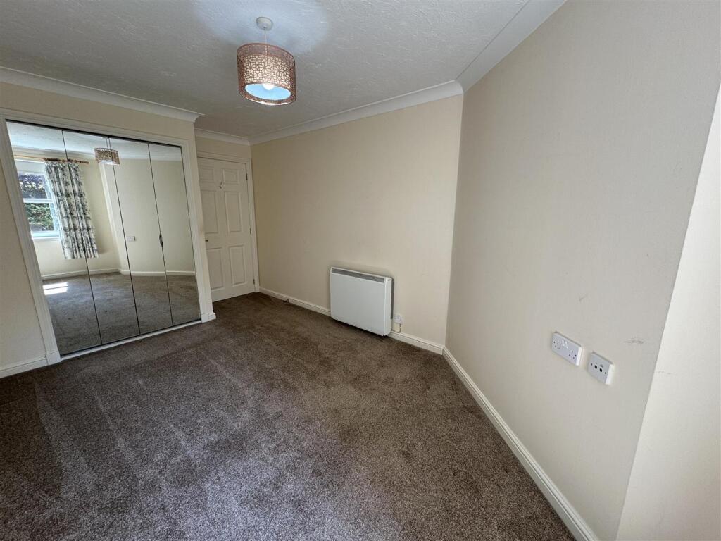 BEDROOM 12.JPG