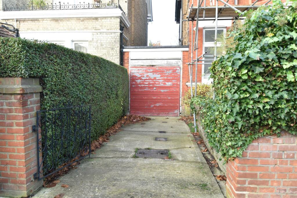 DSC_0004.JPG