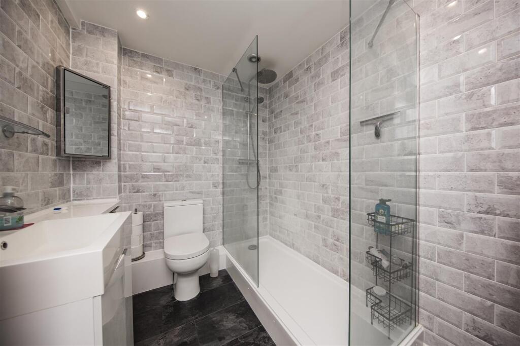 Modern Shower Room