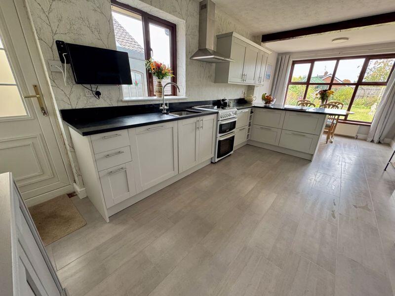 Open Plan Dining Kitchen