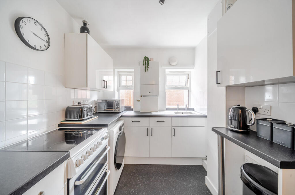 1353388-9-68c2e83...