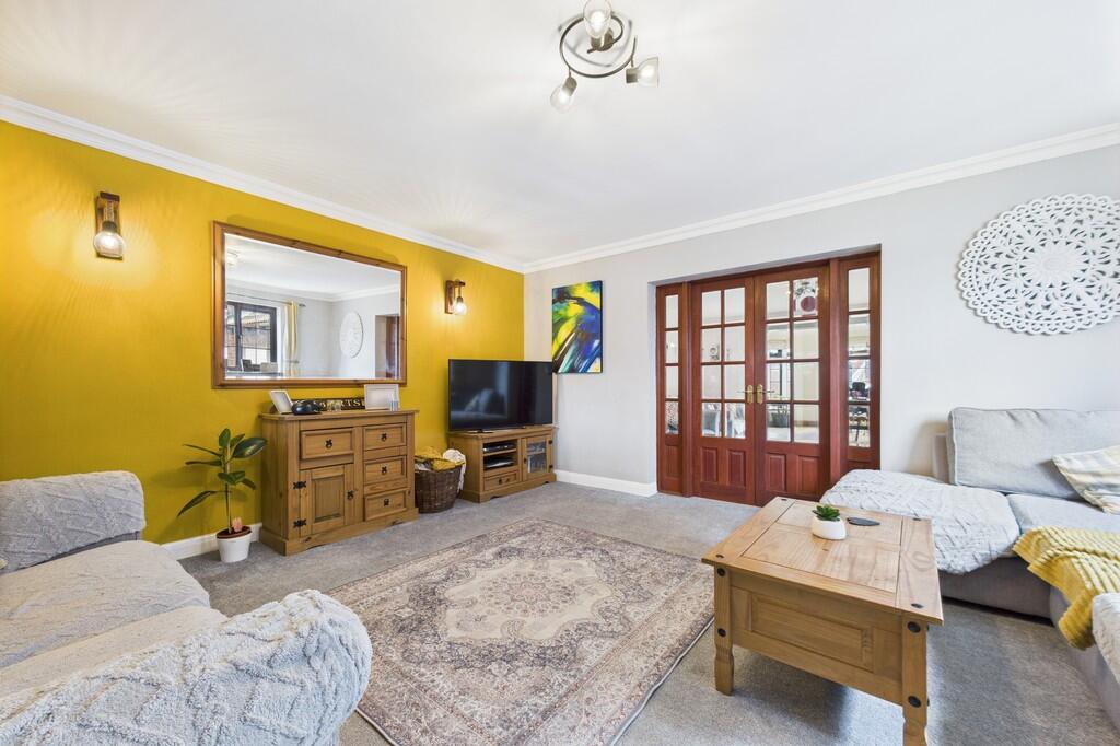 CAM01085G0-PR0589...