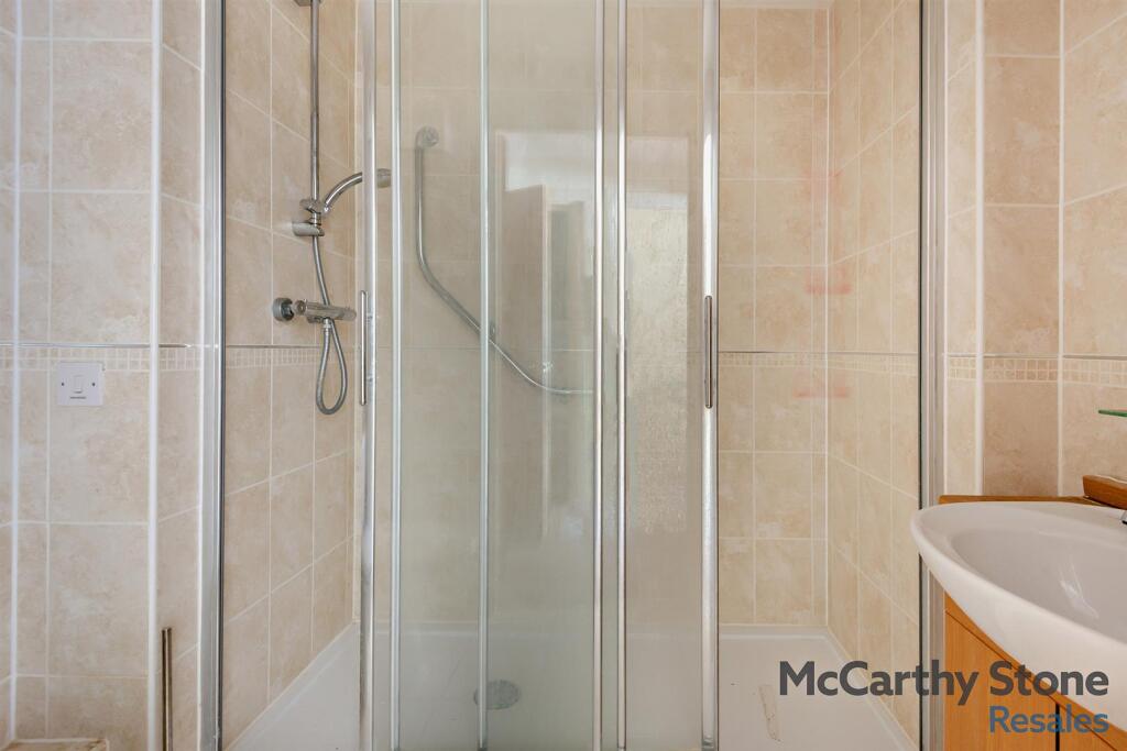 8656702-interior02-800.jpg