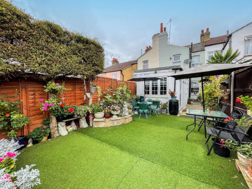 Garden 5.jpeg