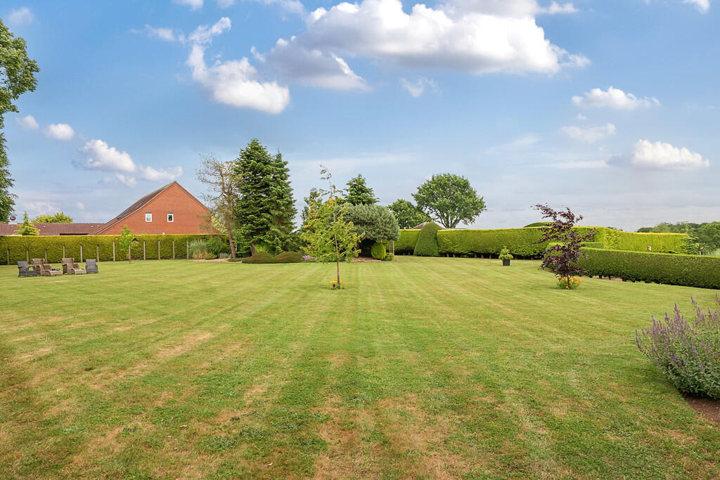 1300280-22-6839cf...