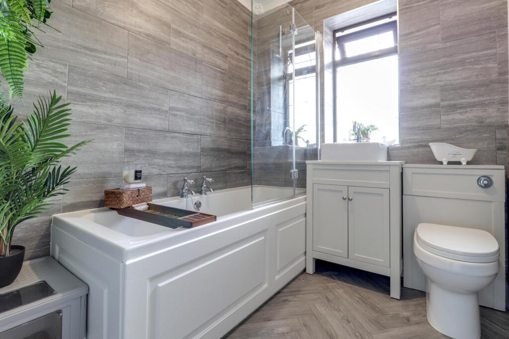 15- Rob Hammond EweMove Ponefract