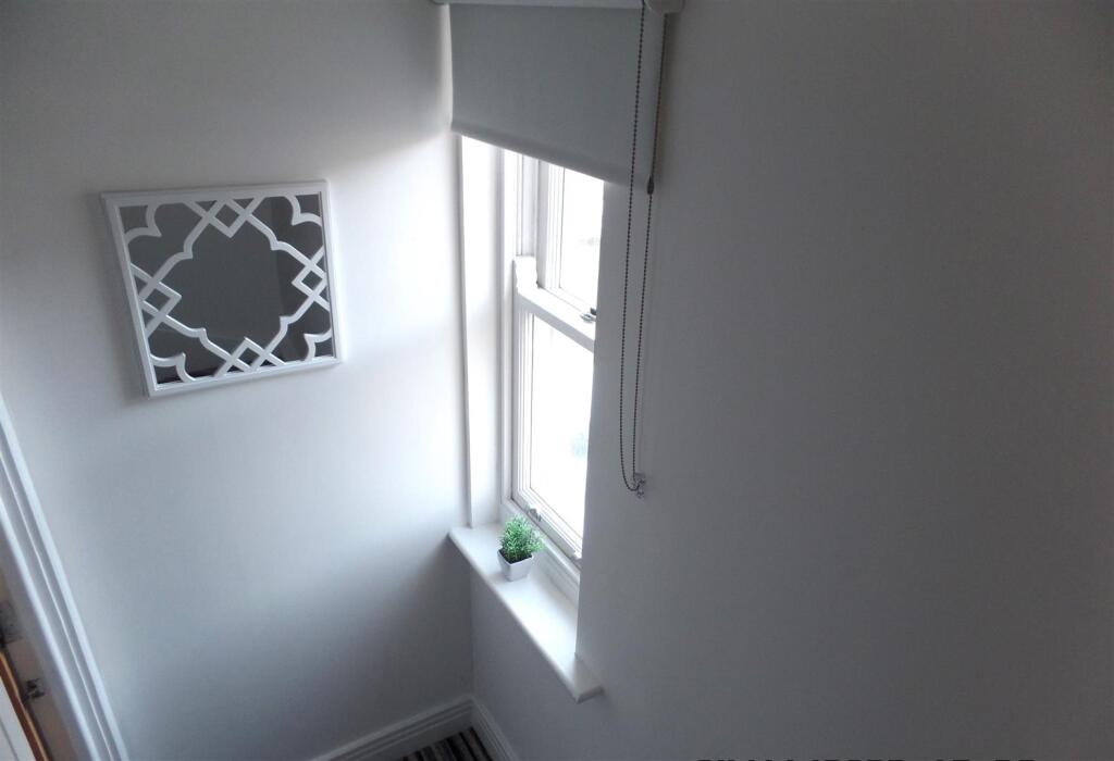 master suite entrance.JPG