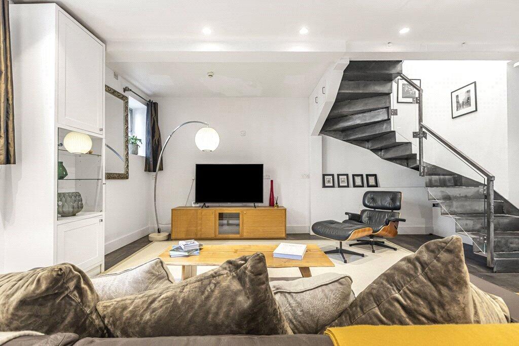 Kitchen/Reception