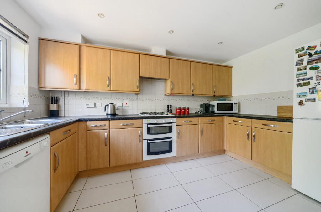 1290642-6-682c839...