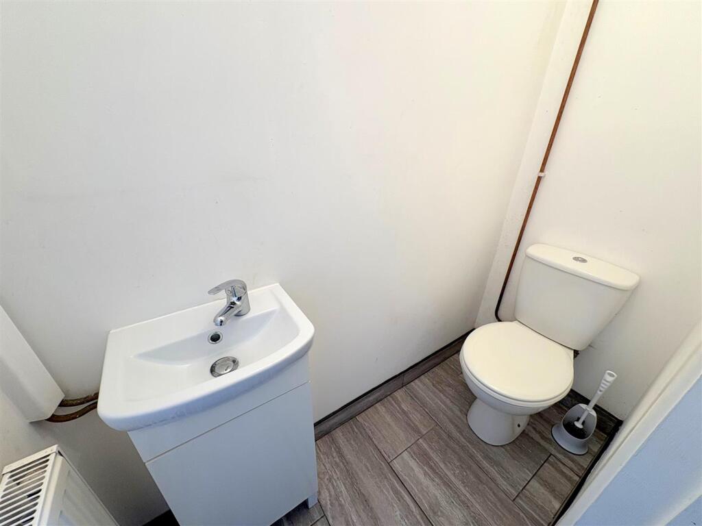 Cloakroom.jpg