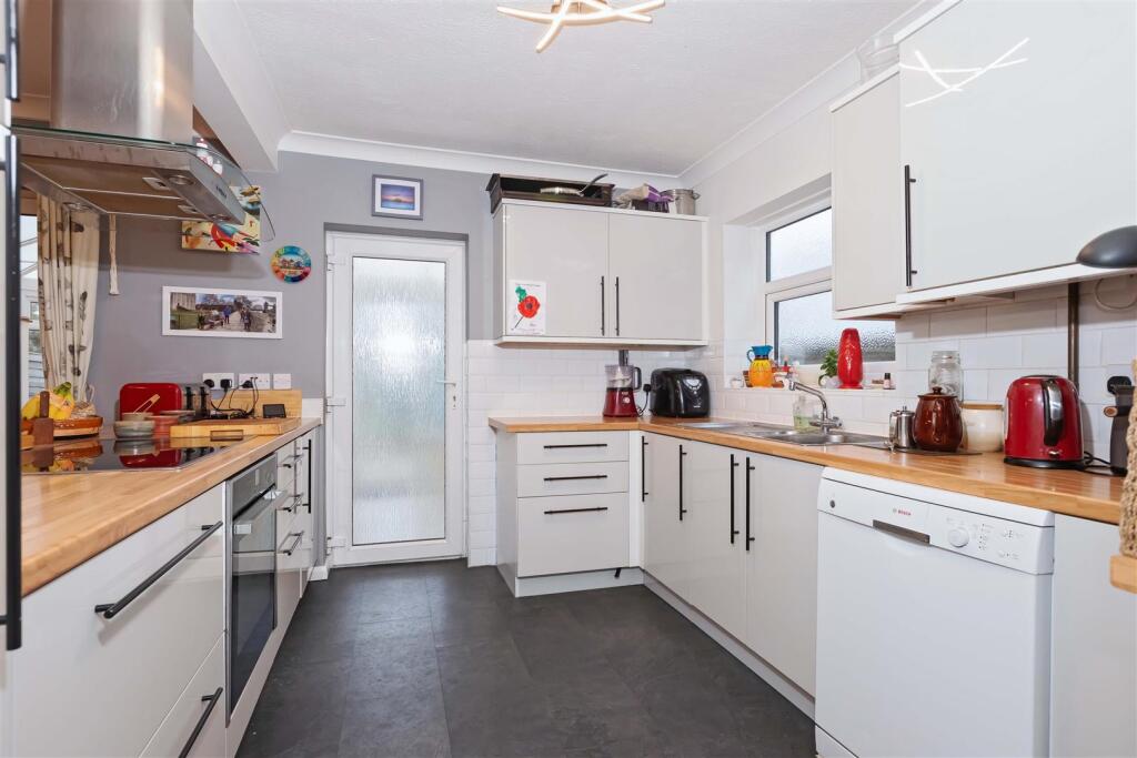 Parkfield Rd_15.jpg
