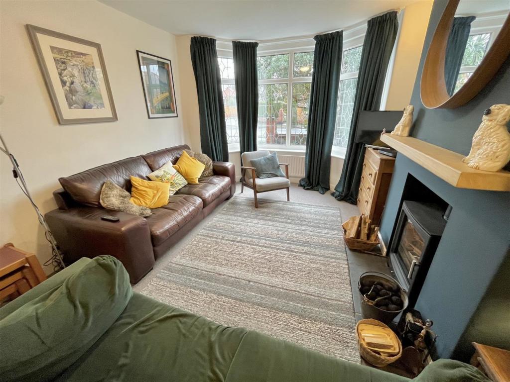 Living Room Aspect 2