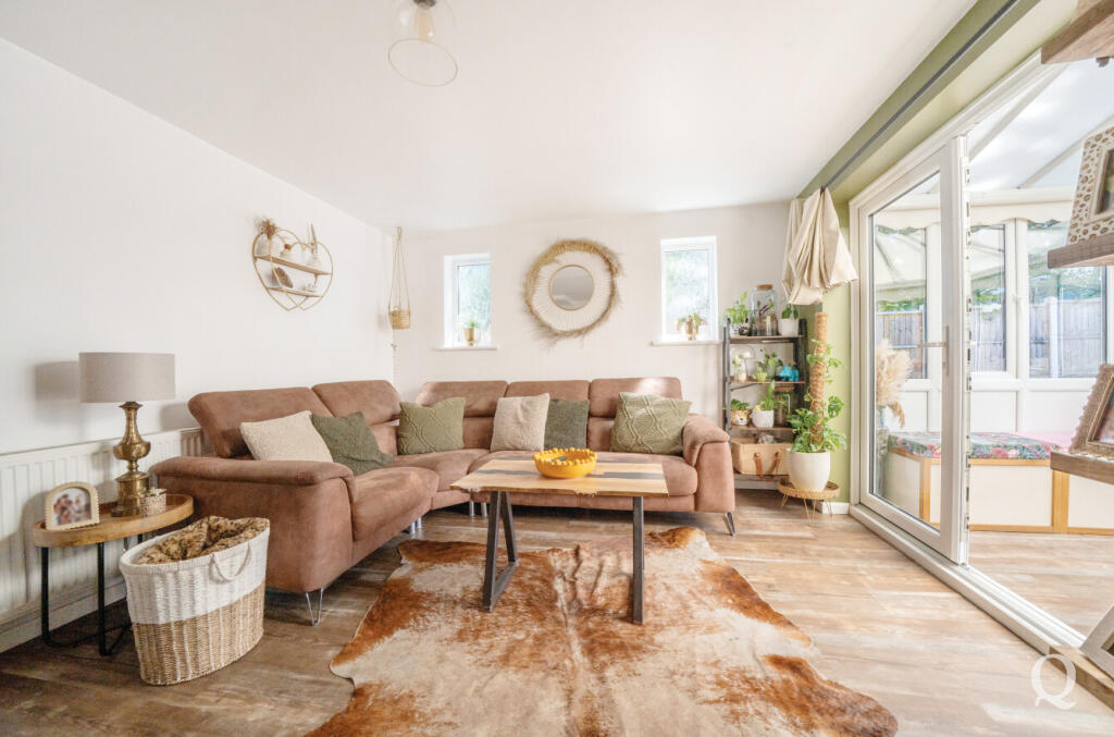 96f76fa9-5a46-4aa...