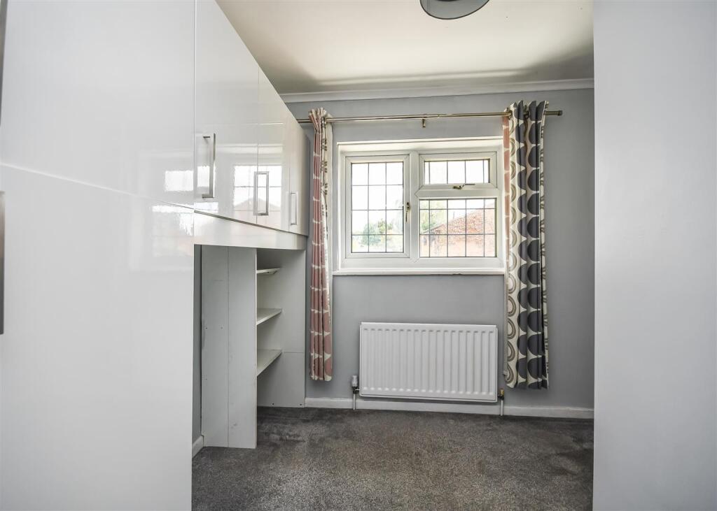 26 Brook Road-Bedroom 3.jpg