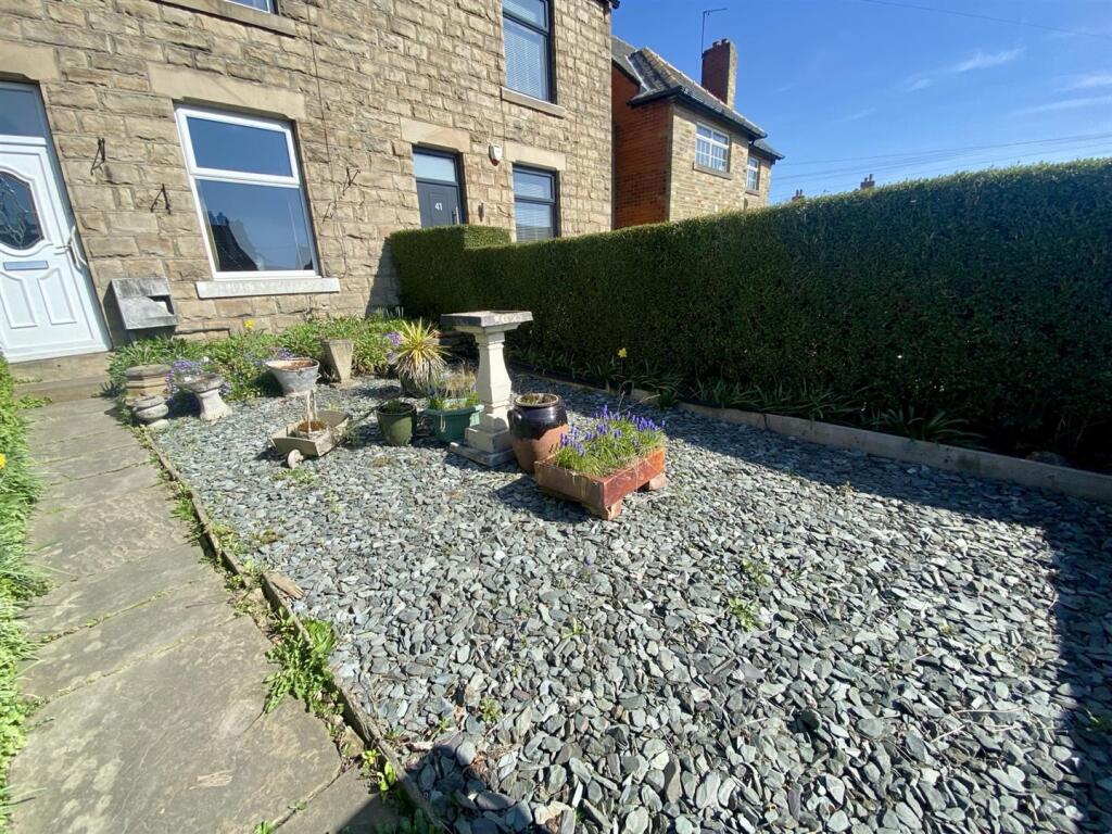 Bramleys Estate Agents - Lee Green - Mirfield (5).