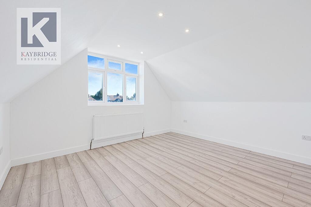 Cudas Close, Epsom - KT19 0QF