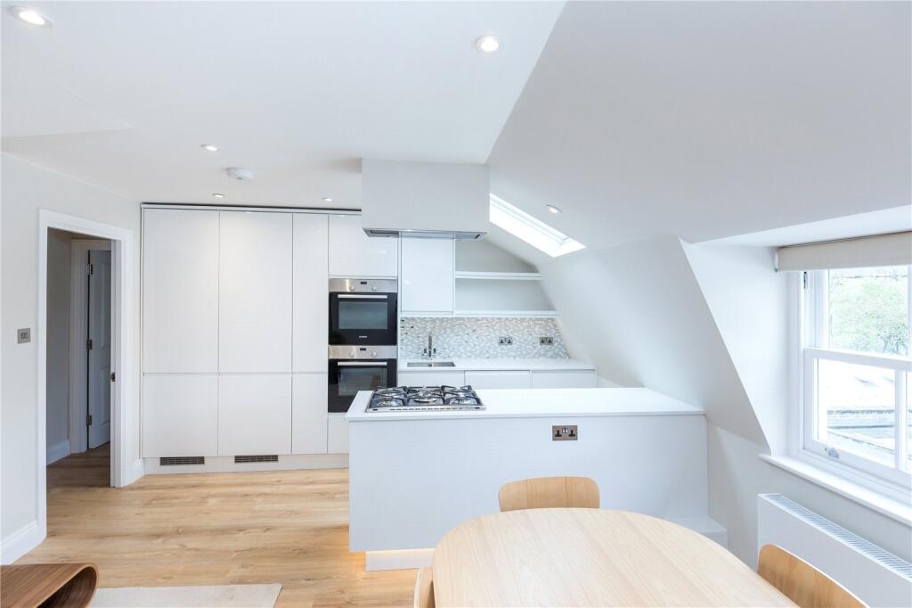Kitchen/Reception