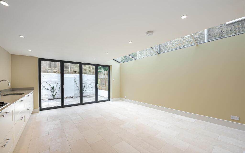 Ingelow Road 47-8.jpg