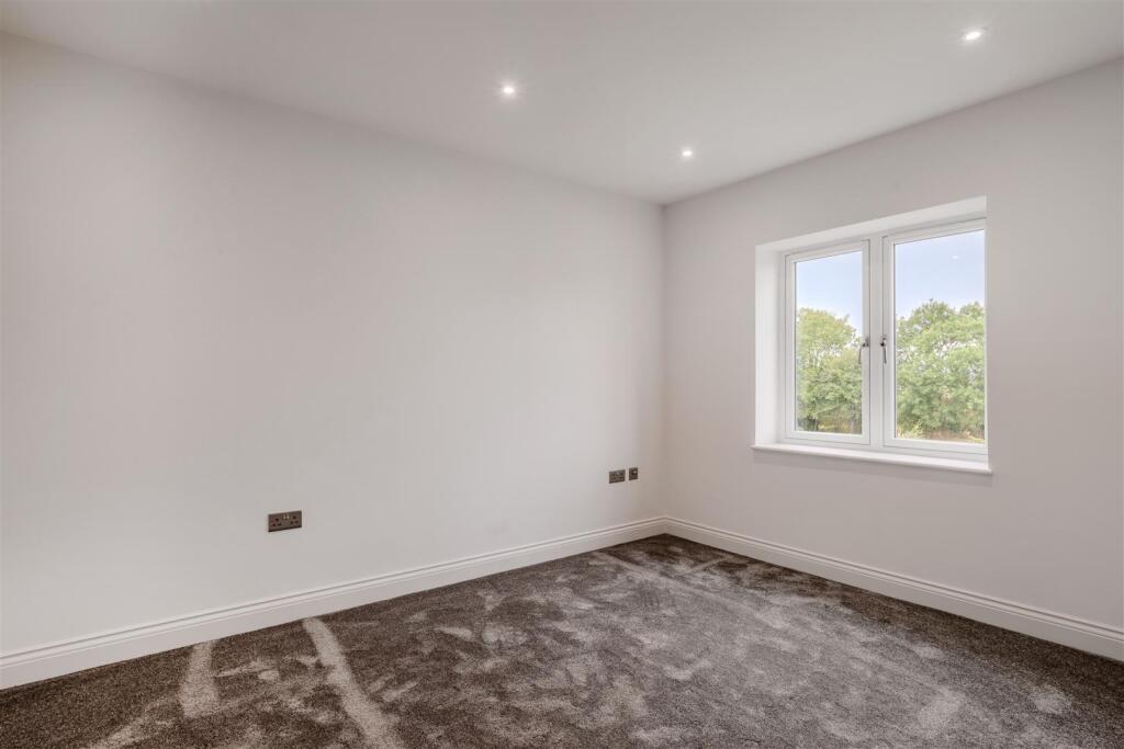 Bedroom4.jpg