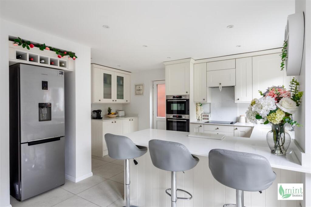 Watermark - 24 Palmer Crescent-28.jpg