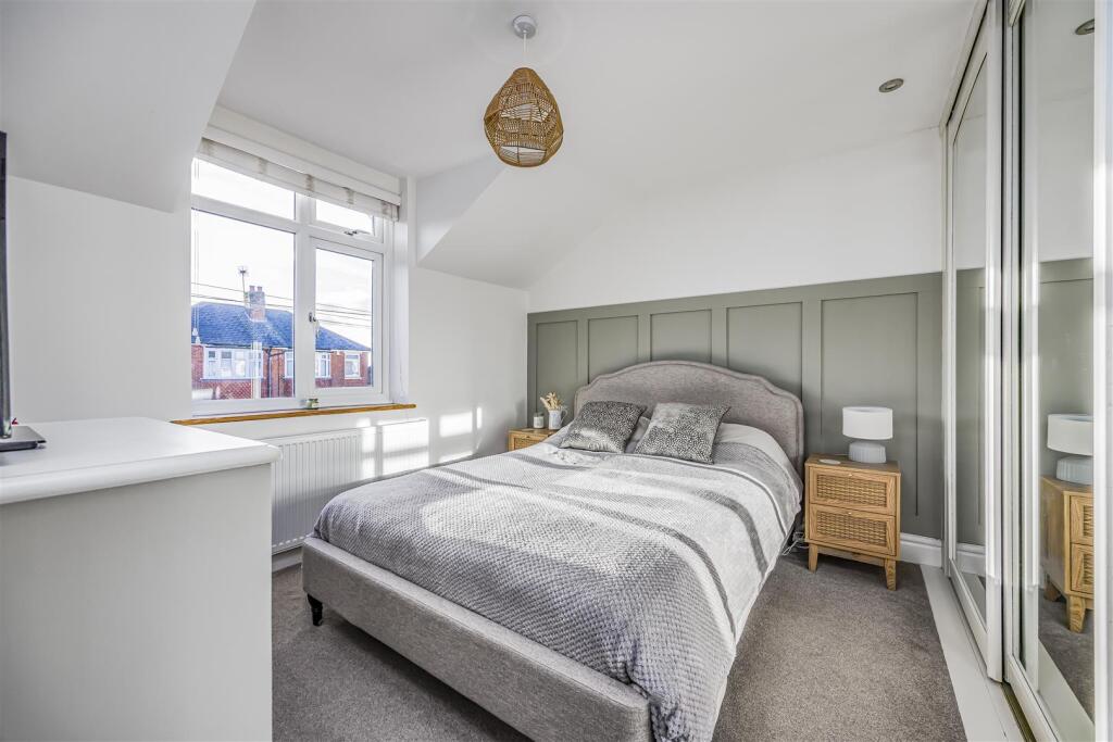 28 Silvester Road, Cowplain-PorticoMarketing-SoldB