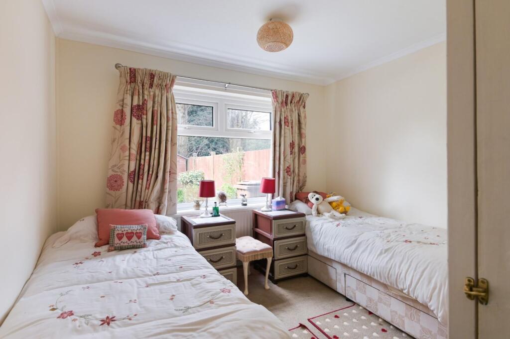 CHEVIOT CLOSE, (5).jpg