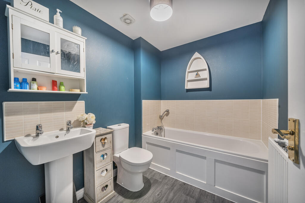 13296576687f902f19a2d