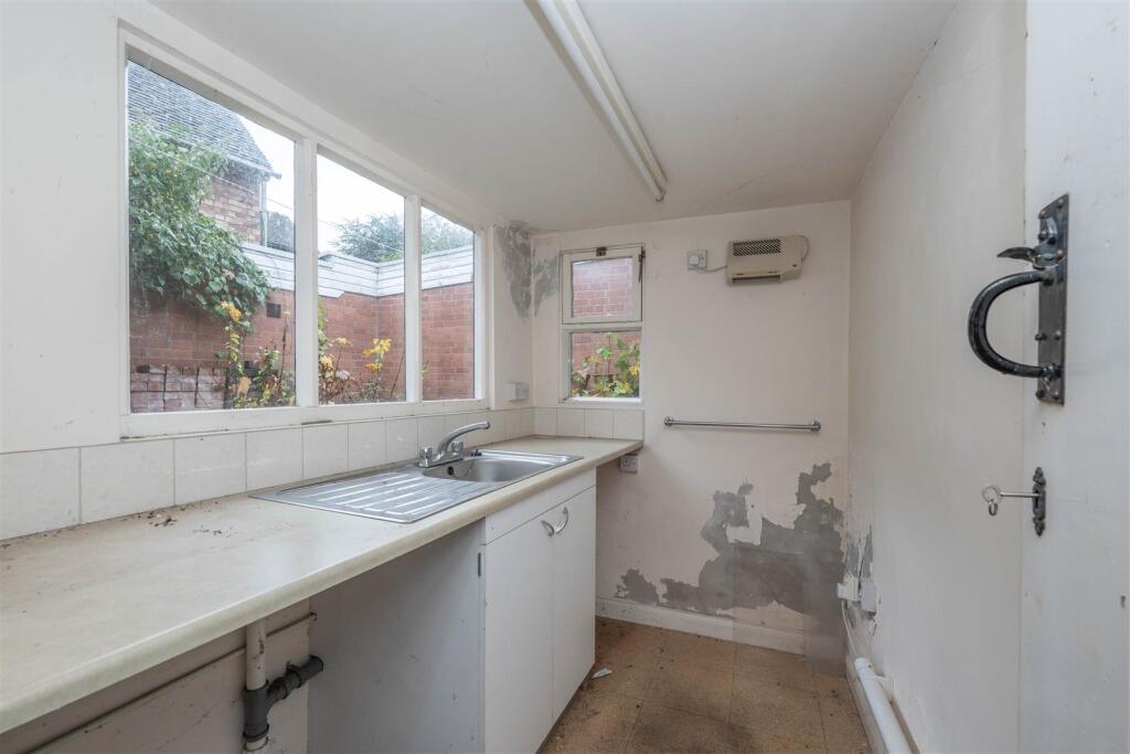 Outhouse (Internal)