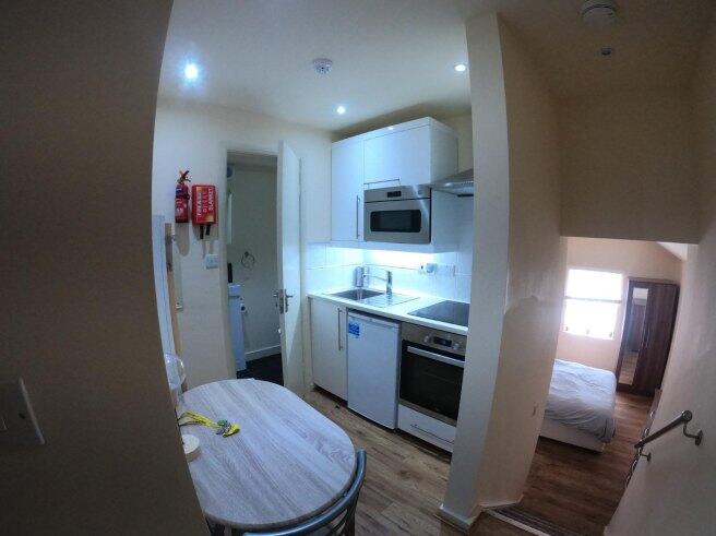 brondesbury-park-nw6-7ay-981230