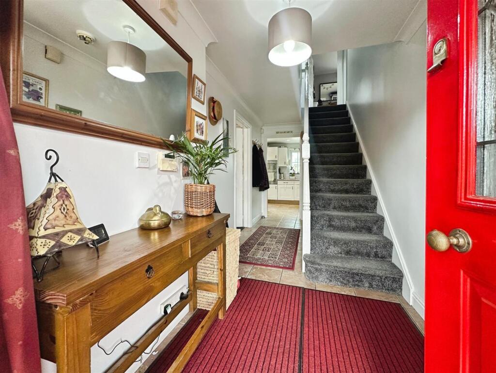 c49bab65--4219-A4F4-D3868BFDE958-46764-00000FEC6F3