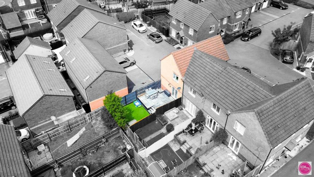 Oakway Drive (3).jpg